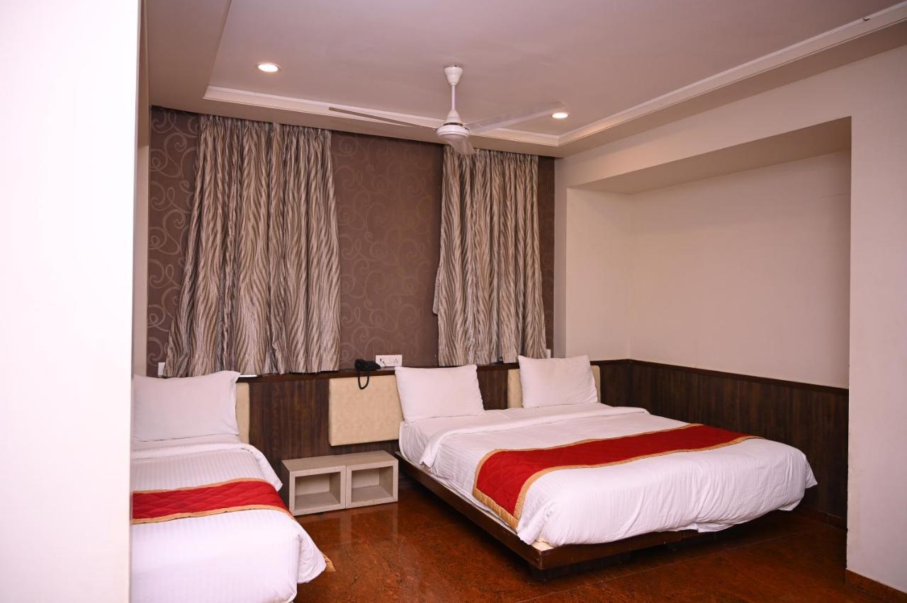Hotel Center Point 索拉普 外观 照片