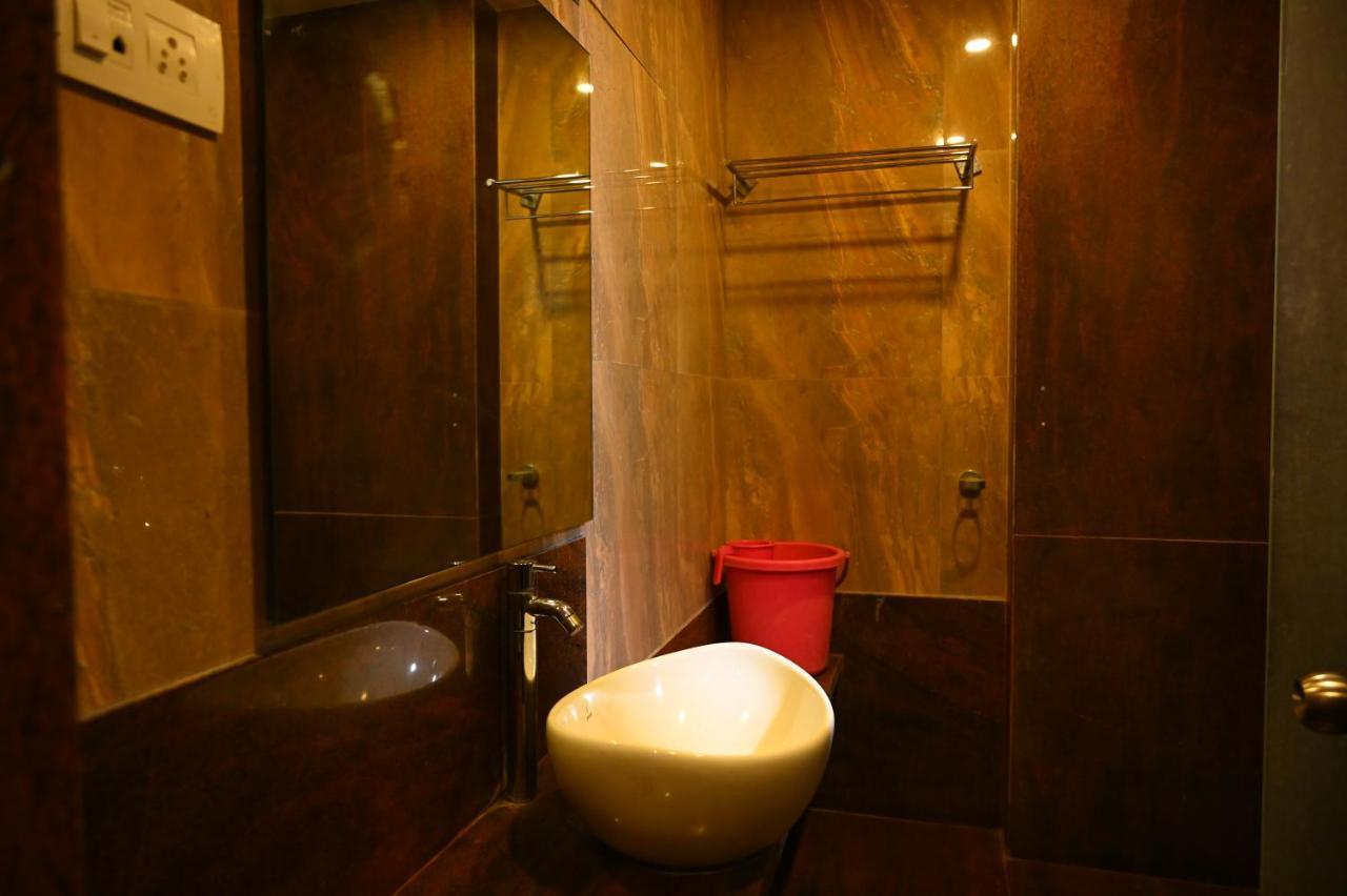 Hotel Center Point 索拉普 外观 照片
