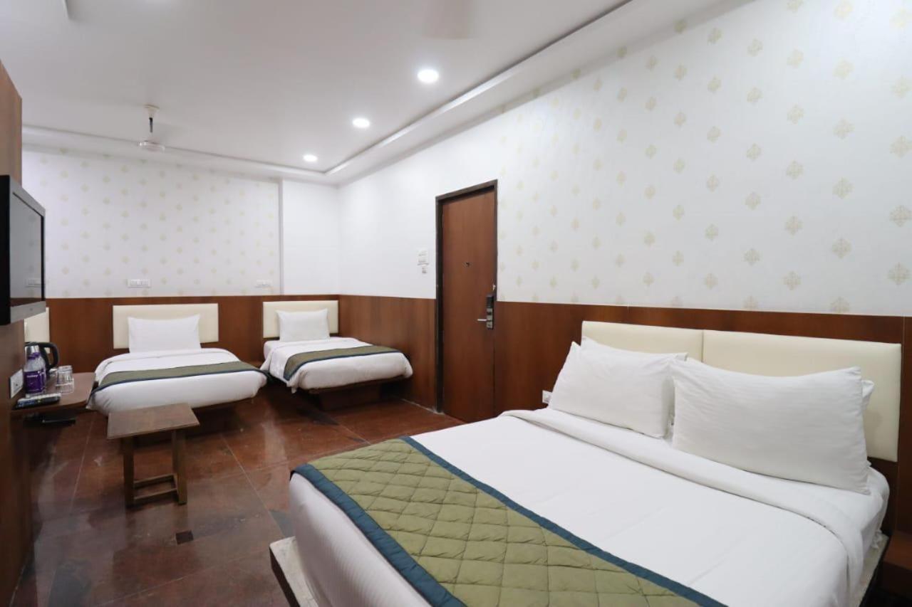 Hotel Center Point 索拉普 外观 照片